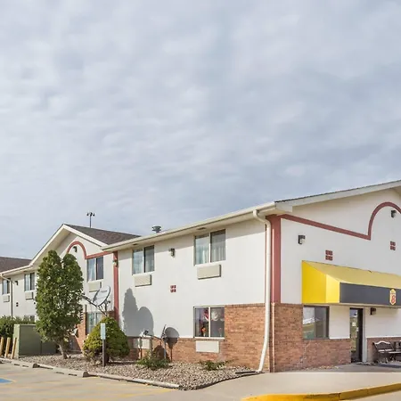 Super 8 By Wyndham Pontiac-3